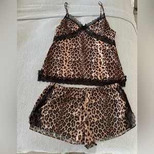 Agent Provocateur sleep set- Animal print- SZE UK 10 ( US 6)